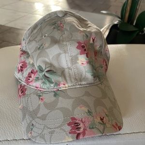Lightly used coach baseball cap